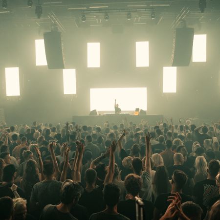 afbeelding dansende mensen ade